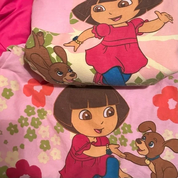 Nickelodeon Dora the Explorer 4-piece Full Size sheet set. Flat, fitted 2 cases. - Picture 2 of 3